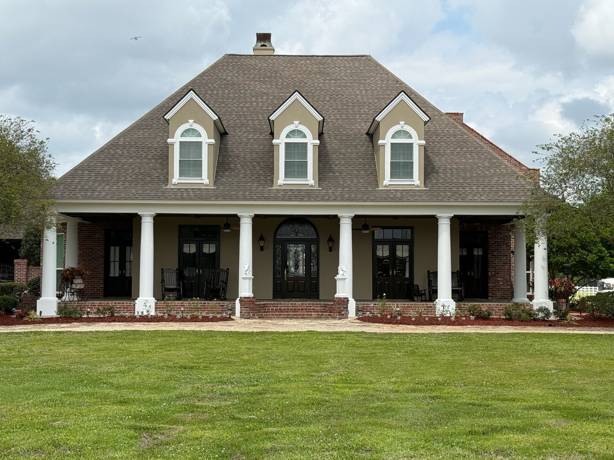 Loosemoore Estate — 40322 Loosemoore Road, Gonzales, Louisiana